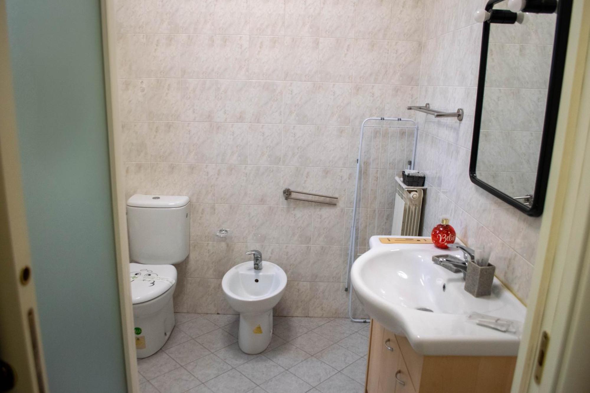 Maruffi 17 Zona Clinica Bilocali Apartment Piacenza Bagian luar foto